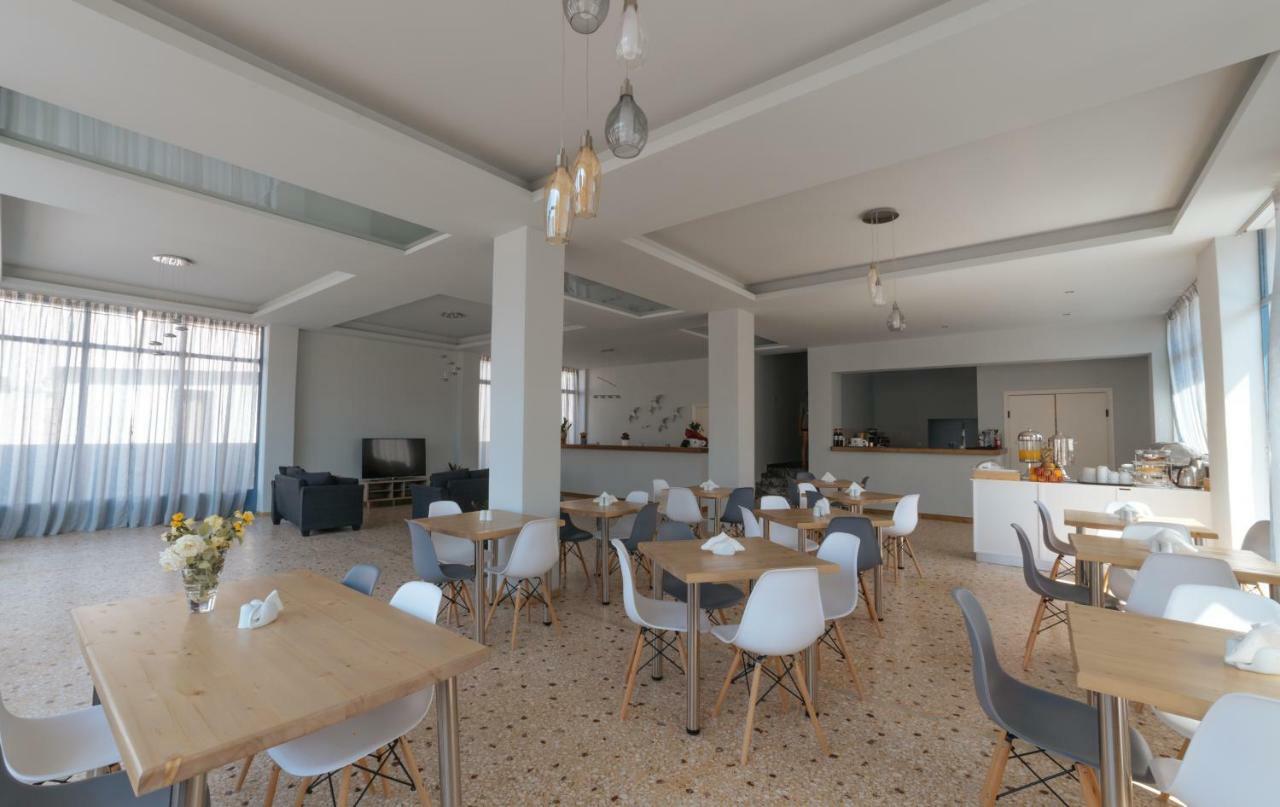 Acta Aparthotel Vivári